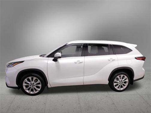 2022 Toyota Highlander Limited