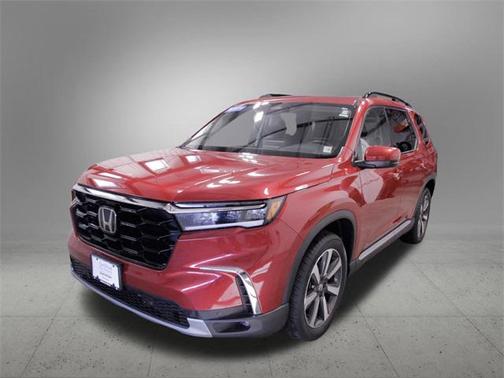 2023 Honda Pilot Touring 8-Passenger