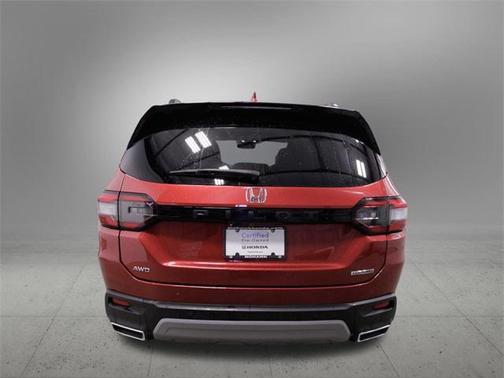 2023 Honda Pilot Touring 8-Passenger