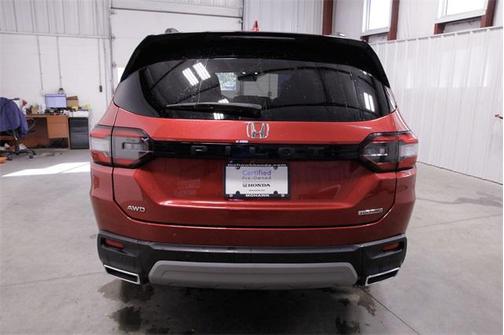 2023 Honda Pilot Touring 8-Passenger