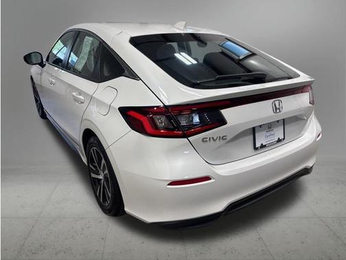 Platinum White Pearl 2024 Honda Civic LX