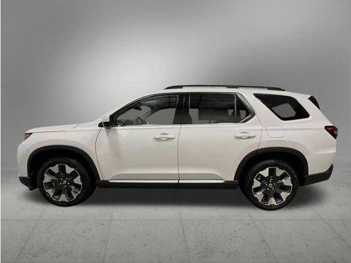 White 2026 Honda Pilot Touring 8-Passenger