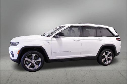 Bright White Clearcoat 2023 Jeep Grand Cherokee 4xe Base