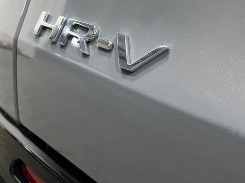 Urban Gray Pearl 2027 Honda HR-V EX-L