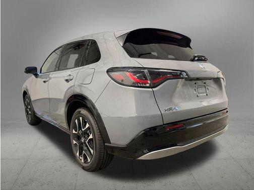 Urban Gray Pearl 2027 Honda HR-V EX-L