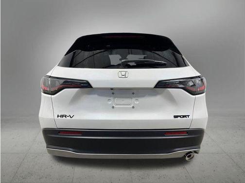 White 2027 Honda HR-V Sport