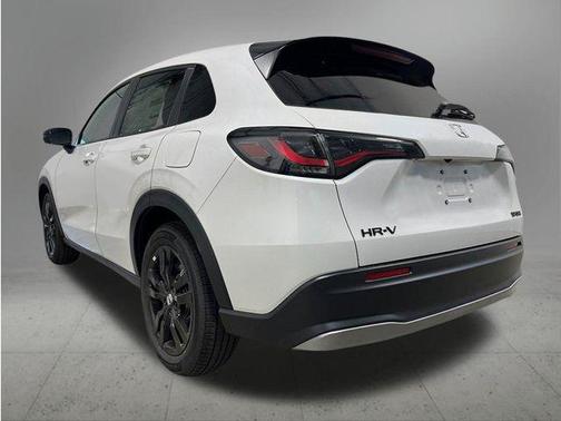 White 2027 Honda HR-V Sport