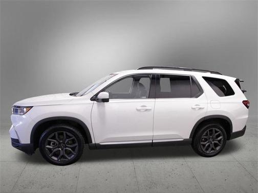 2023 Honda Pilot AWD Elite