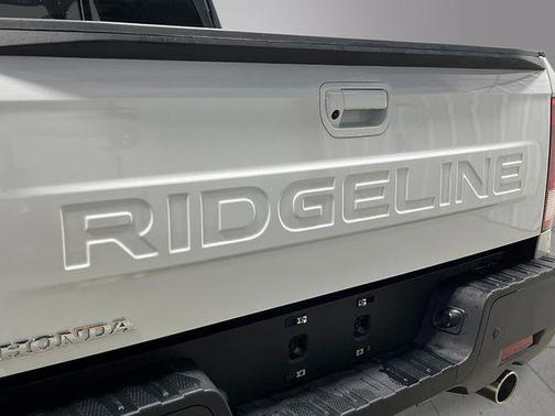 White 2026 Honda Ridgeline Black