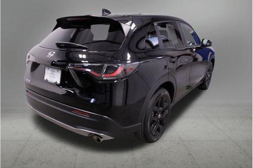Crystal Black Pearl 2024 Honda HR-V AWD Sport