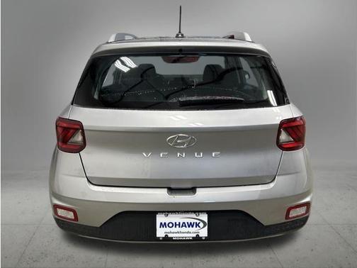 Shimmering Silver 2023 Hyundai VENUE SEL