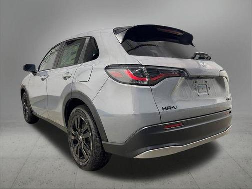 Urban Gray Pearl 2027 Honda HR-V Sport
