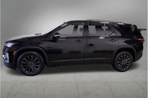 Mosaic Black Metallic 2023 Chevrolet Traverse RS