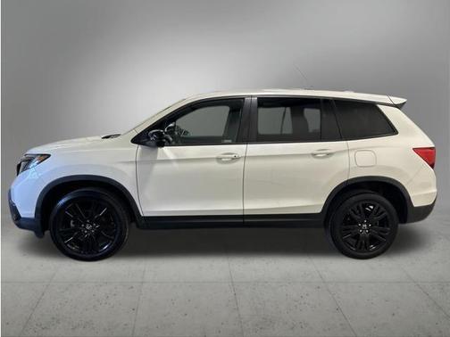 White Diamond Pearl 2019 Honda Passport Sport