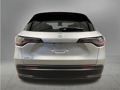 Solar Silver Metallic 2027 Honda HR-V LX