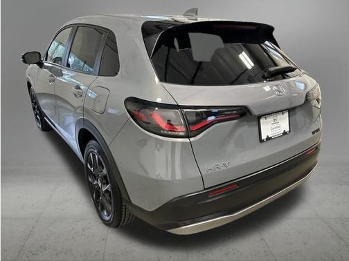 Urban Gray Pearl 2024 Honda HR-V AWD Sport