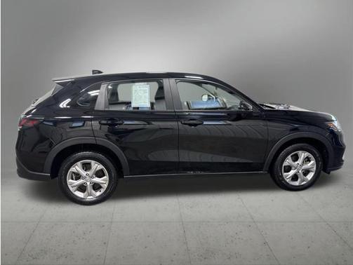Crystal Black Pearl 2024 Honda HR-V LX