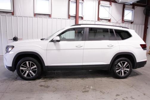 2023 Volkswagen Atlas 2.0T SE