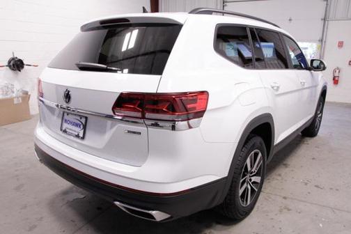 2023 Volkswagen Atlas 2.0T SE