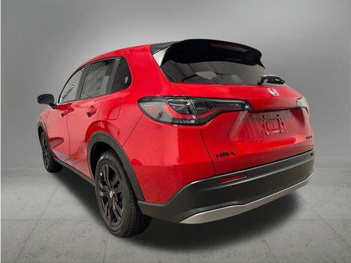 Milano Red 2027 Honda HR-V Sport