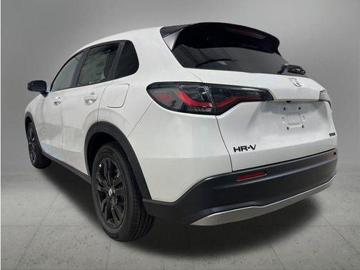 White 2027 Honda HR-V Sport