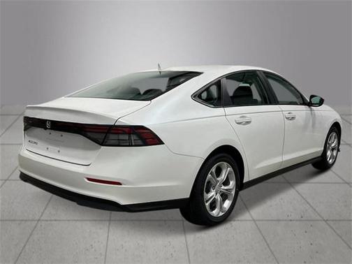2025 Honda Accord LX 1.5T