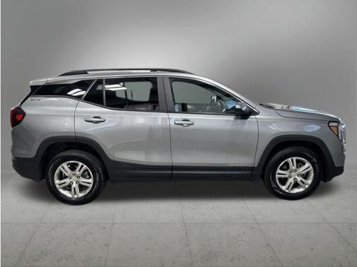 Sterling Metallic 2024 GMC Terrain SLE