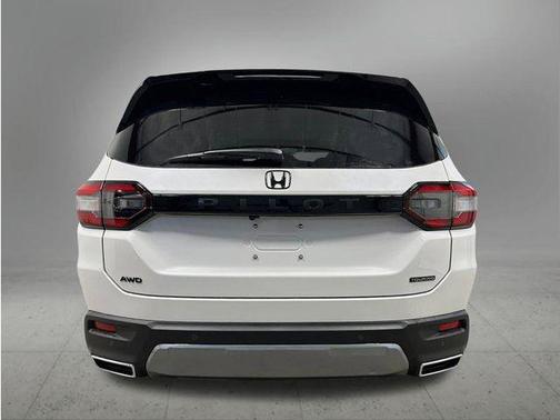 White 2026 Honda Pilot Touring 8-Passenger