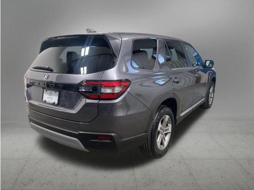 Modern Steel Metallic 2025 Honda Pilot EX-L