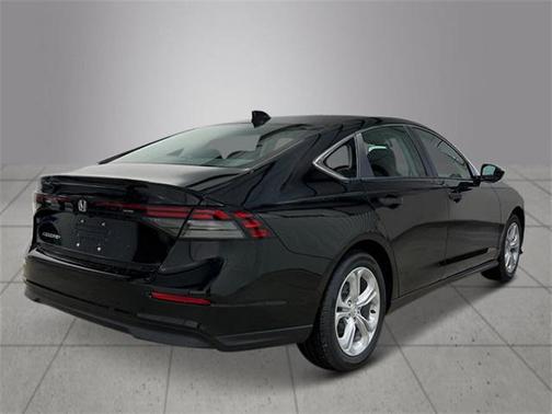 2025 Honda Accord LX 1.5T