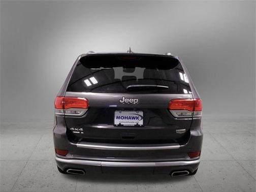2019 Jeep Grand Cherokee Summit