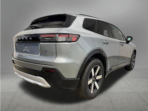 Mercury Silver Metallic 2026 Honda Prologue Touring