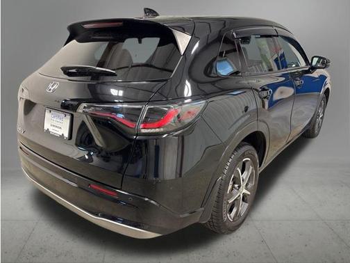 Crystal Black Pearl 2024 Honda HR-V EX-L