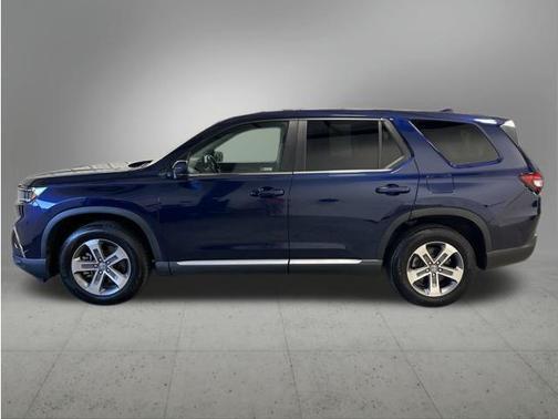 Obsidian Blue Pearl 2023 Honda Pilot AWD EX-L 7 Passenger
