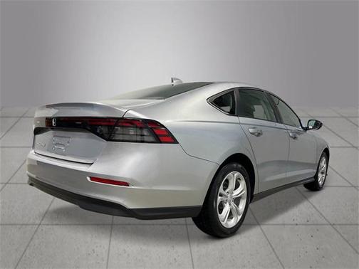 2025 Honda Accord LX 1.5T