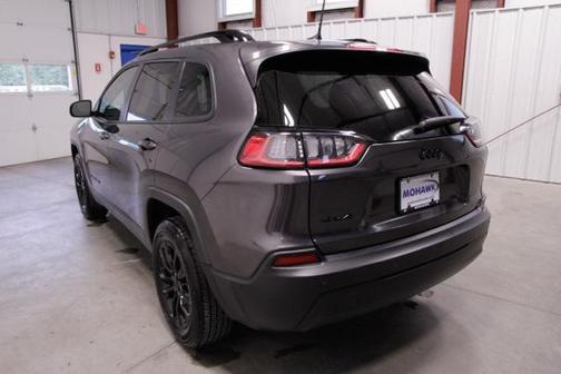 2023 Jeep Cherokee Altitude