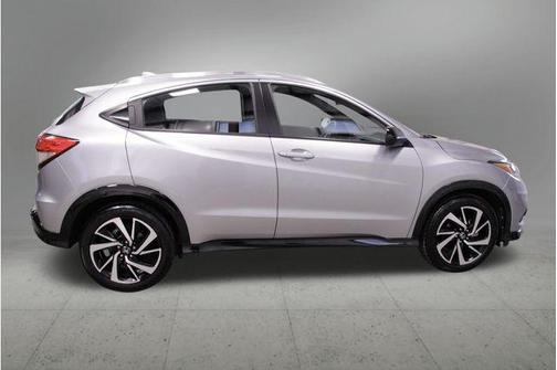 Lunar Silver Metallic 2019 Honda HR-V Sport