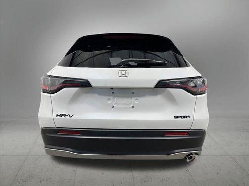 White 2027 Honda HR-V Sport