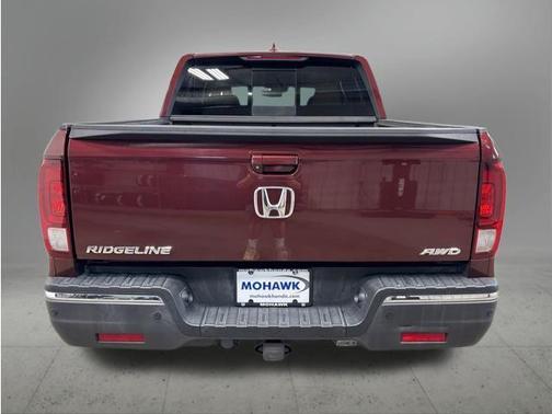 Deep Scarlet Pearl 2020 Honda Ridgeline RTL-E