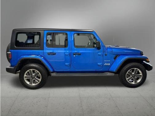 Hydro Blue Pearl Coat 2022 Jeep Wrangler Unlimited Sahara
