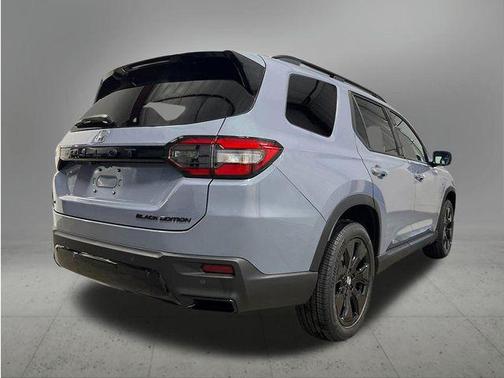 Sonic Gray Pearl 2026 Honda Pilot Black Edition