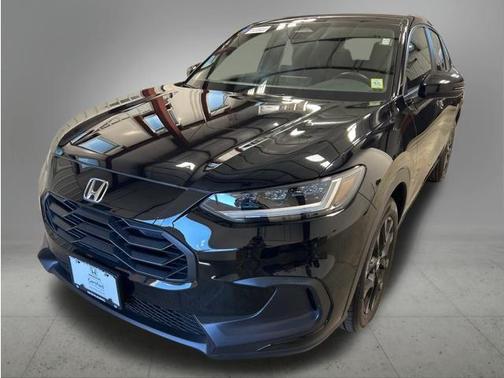 Crystal Black Pearl 2025 Honda HR-V AWD Sport