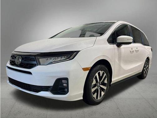 White 2026 Honda Odyssey EX-L