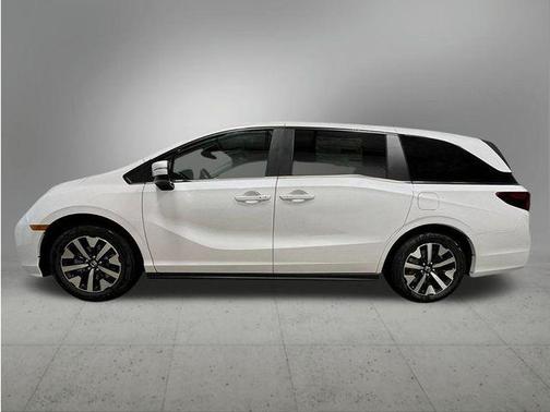 White 2026 Honda Odyssey EX-L