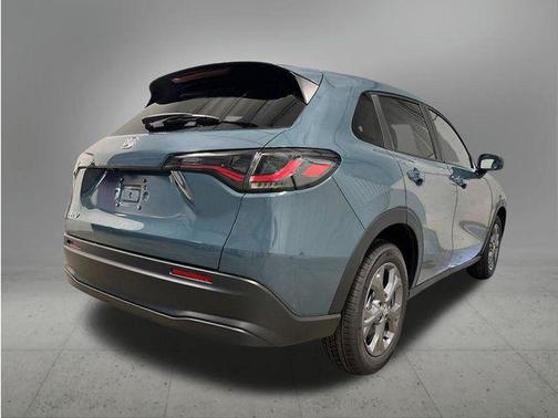 Green 2027 Honda HR-V LX