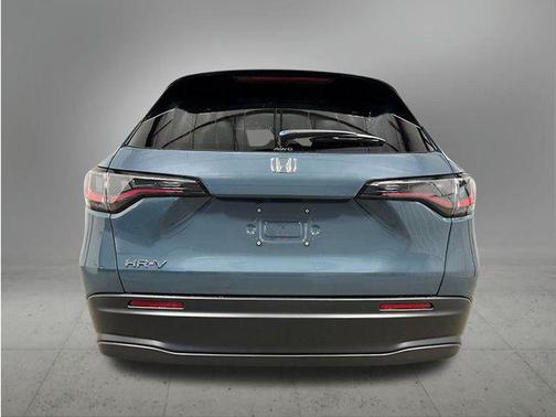 Green 2027 Honda HR-V LX