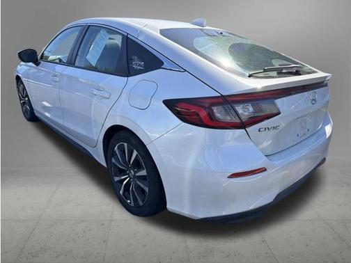Platinum White Pearl 2024 Honda Civic EX-L