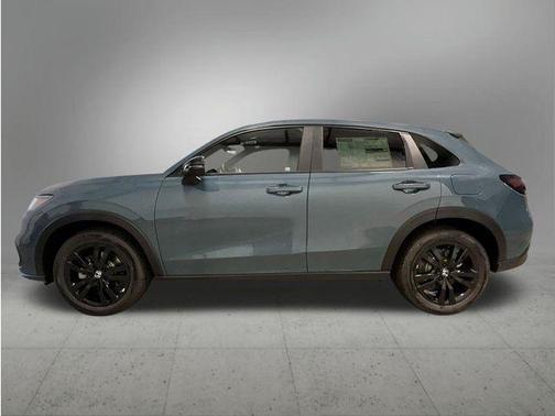 Nordic Forest Pearl 2027 Honda HR-V Sport