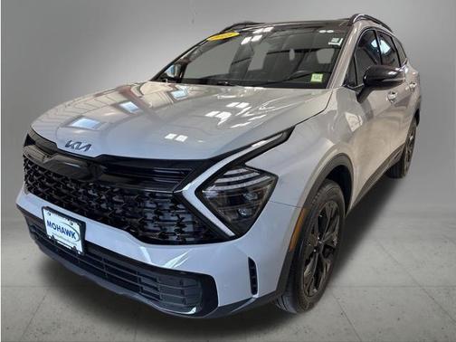Wolf Gray 2025 Kia Sportage X-Line