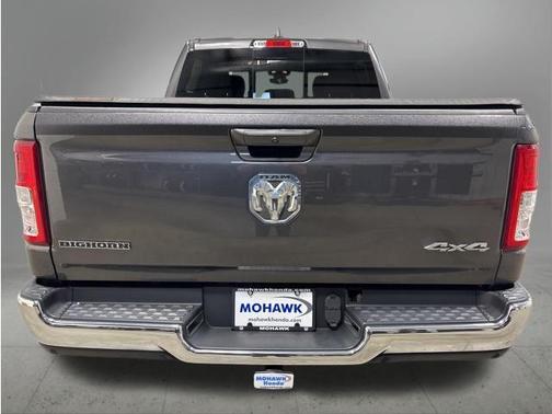 Granite Crystal Metallic Clearcoat 2022 RAM 1500 Big Horn/Lone Star